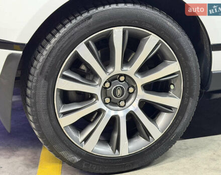 Белый Ленд Ровер Рендж Ровер, объемом двигателя 4.37 л и пробегом 240 тыс. км за 31000 $, фото 23 на Automoto.ua