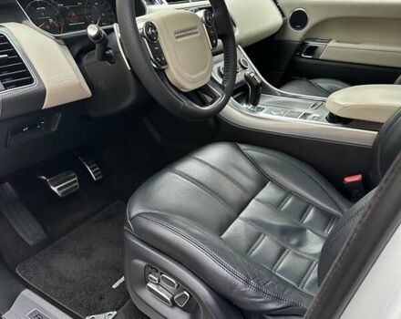 Белый Ленд Ровер Рендж Ровер, объемом двигателя 5 л и пробегом 121 тыс. км за 34500 $, фото 28 на Automoto.ua