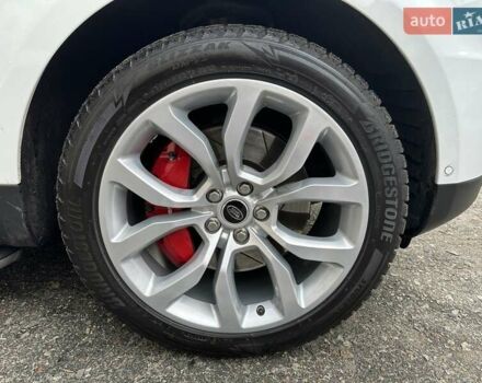 Белый Ленд Ровер Рендж Ровер, объемом двигателя 5 л и пробегом 121 тыс. км за 34500 $, фото 43 на Automoto.ua