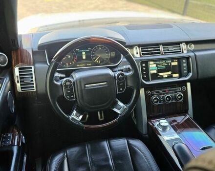 Белый Ленд Ровер Рендж Ровер, объемом двигателя 5 л и пробегом 198 тыс. км за 28500 $, фото 42 на Automoto.ua