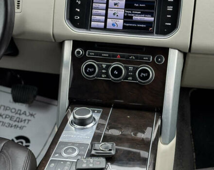 Белый Ленд Ровер Рендж Ровер, объемом двигателя 2.99 л и пробегом 148 тыс. км за 34000 $, фото 42 на Automoto.ua