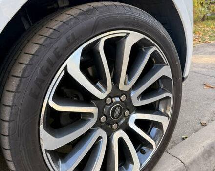 Белый Ленд Ровер Рендж Ровер, объемом двигателя 3 л и пробегом 211 тыс. км за 29200 $, фото 6 на Automoto.ua