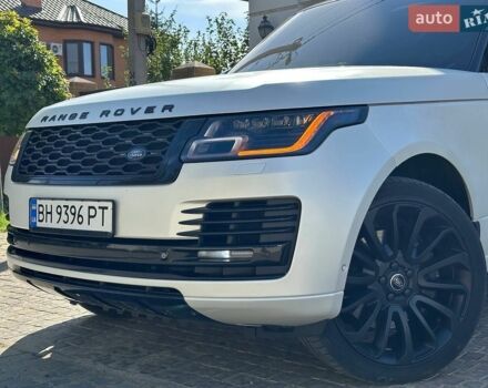 Білий Ленд Ровер Рендж Ровер, об'ємом двигуна 5 л та пробігом 254 тис. км за 31000 $, фото 9 на Automoto.ua