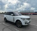 Белый Ленд Ровер Рендж Ровер, объемом двигателя 5 л и пробегом 170 тыс. км за 39000 $, фото 4 на Automoto.ua