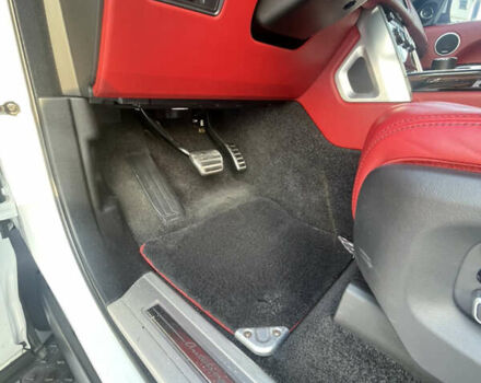 Белый Ленд Ровер Рендж Ровер, объемом двигателя 4.37 л и пробегом 91 тыс. км за 49000 $, фото 16 на Automoto.ua