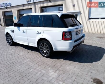 Білий Ленд Ровер Рендж Ровер, об'ємом двигуна 2.99 л та пробігом 180 тис. км за 25000 $, фото 2 на Automoto.ua