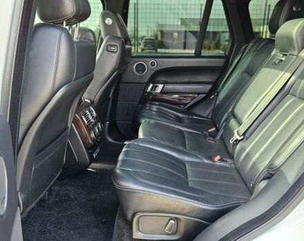 Белый Ленд Ровер Рендж Ровер, объемом двигателя 5 л и пробегом 198 тыс. км за 28500 $, фото 86 на Automoto.ua