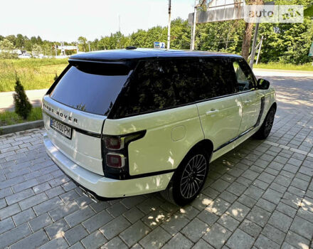 Білий Ленд Ровер Рендж Ровер, об'ємом двигуна 4.4 л та пробігом 180 тис. км за 50000 $, фото 34 на Automoto.ua