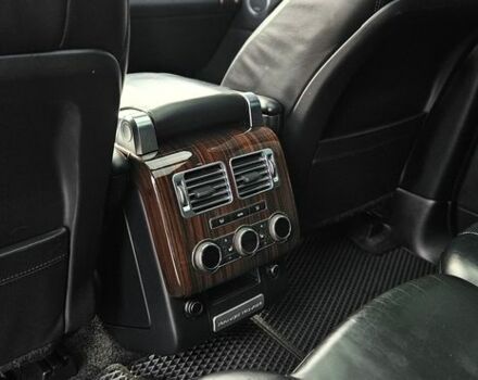 Белый Ленд Ровер Рендж Ровер, объемом двигателя 5 л и пробегом 198 тыс. км за 28500 $, фото 74 на Automoto.ua