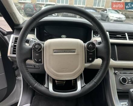 Белый Ленд Ровер Рендж Ровер, объемом двигателя 5 л и пробегом 121 тыс. км за 34500 $, фото 48 на Automoto.ua