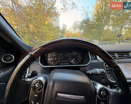 Белый Ленд Ровер Рендж Ровер, объемом двигателя 3 л и пробегом 211 тыс. км за 29200 $, фото 22 на Automoto.ua