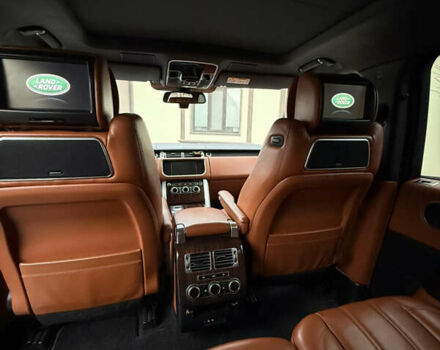 Білий Ленд Ровер Рендж Ровер, об'ємом двигуна 4.4 л та пробігом 130 тис. км за 38500 $, фото 35 на Automoto.ua