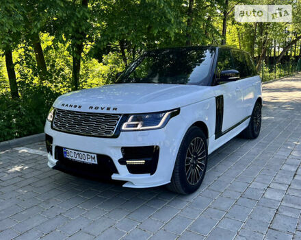Білий Ленд Ровер Рендж Ровер, об'ємом двигуна 4.4 л та пробігом 180 тис. км за 50000 $, фото 8 на Automoto.ua