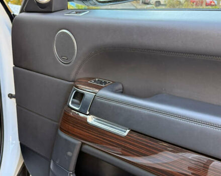 Ленд Ровер Рендж Ровер 2013 у Києві на Automoto.ua Білий Ленд Ровер Рендж Ровер, об'ємом двигуна 3 л та пробігом 211 тис. км за 37000 $, фото 31 на Automoto.ua