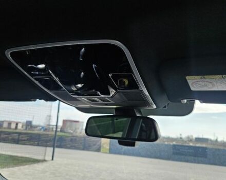 Белый Ленд Ровер Рендж Ровер, объемом двигателя 5 л и пробегом 198 тыс. км за 28500 $, фото 91 на Automoto.ua