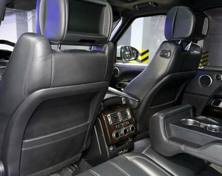 Белый Ленд Ровер Рендж Ровер, объемом двигателя 4.37 л и пробегом 240 тыс. км за 31000 $, фото 53 на Automoto.ua