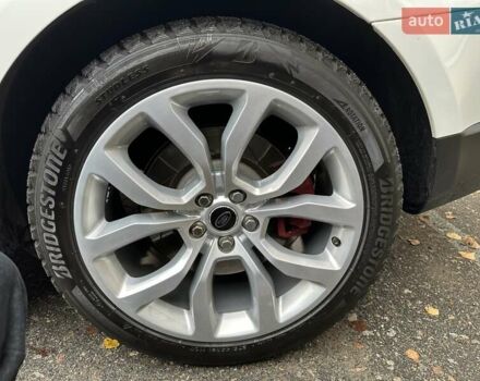 Белый Ленд Ровер Рендж Ровер, объемом двигателя 5 л и пробегом 121 тыс. км за 34500 $, фото 42 на Automoto.ua