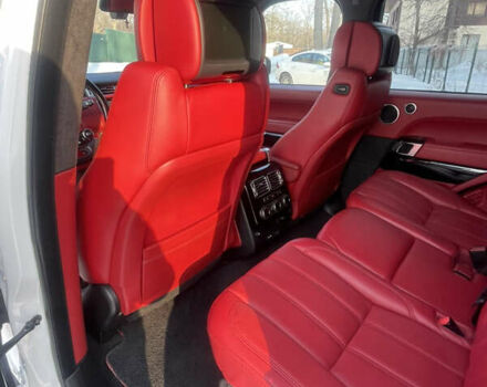 Белый Ленд Ровер Рендж Ровер, объемом двигателя 4.37 л и пробегом 91 тыс. км за 49000 $, фото 8 на Automoto.ua