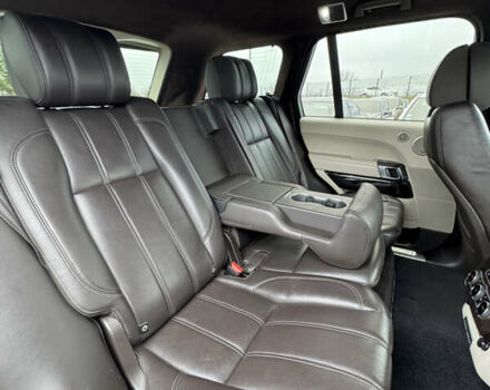 Белый Ленд Ровер Рендж Ровер, объемом двигателя 2.99 л и пробегом 148 тыс. км за 34000 $, фото 40 на Automoto.ua