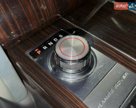 Белый Ленд Ровер Рендж Ровер, объемом двигателя 4.37 л и пробегом 240 тыс. км за 31000 $, фото 31 на Automoto.ua