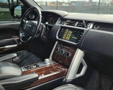 Белый Ленд Ровер Рендж Ровер, объемом двигателя 5 л и пробегом 198 тыс. км за 28500 $, фото 60 на Automoto.ua