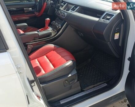 Білий Ленд Ровер Рендж Ровер, об'ємом двигуна 2.99 л та пробігом 180 тис. км за 25000 $, фото 14 на Automoto.ua