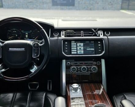 Белый Ленд Ровер Рендж Ровер, объемом двигателя 5 л и пробегом 198 тыс. км за 28500 $, фото 55 на Automoto.ua