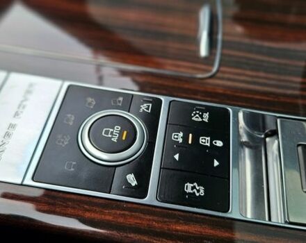 Белый Ленд Ровер Рендж Ровер, объемом двигателя 5 л и пробегом 198 тыс. км за 28500 $, фото 67 на Automoto.ua