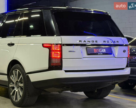 Белый Ленд Ровер Рендж Ровер, объемом двигателя 4.37 л и пробегом 240 тыс. км за 31000 $, фото 20 на Automoto.ua
