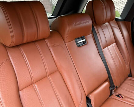 Білий Ленд Ровер Рендж Ровер, об'ємом двигуна 4.4 л та пробігом 130 тис. км за 38500 $, фото 33 на Automoto.ua