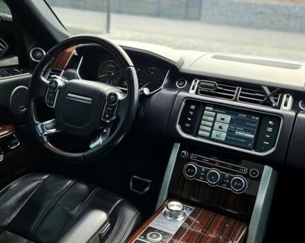 Белый Ленд Ровер Рендж Ровер, объемом двигателя 5 л и пробегом 198 тыс. км за 28500 $, фото 59 на Automoto.ua