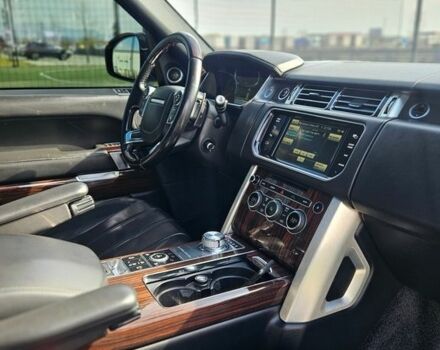 Белый Ленд Ровер Рендж Ровер, объемом двигателя 5 л и пробегом 198 тыс. км за 28500 $, фото 96 на Automoto.ua