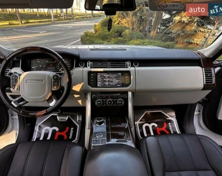 Белый Ленд Ровер Рендж Ровер, объемом двигателя 4.37 л и пробегом 267 тыс. км за 33900 $, фото 57 на Automoto.ua