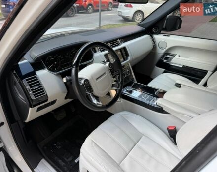 Белый Ленд Ровер Рендж Ровер, объемом двигателя 3 л и пробегом 201 тыс. км за 24400 $, фото 18 на Automoto.ua