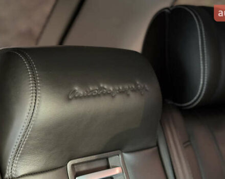 Білий Ленд Ровер Рендж Ровер, об'ємом двигуна 5 л та пробігом 142 тис. км за 28500 $, фото 16 на Automoto.ua