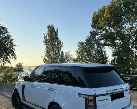 Белый Ленд Ровер Рендж Ровер, объемом двигателя 2.99 л и пробегом 195 тыс. км за 31200 $, фото 48 на Automoto.ua