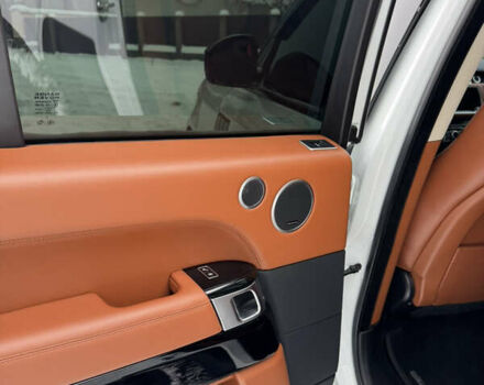 Білий Ленд Ровер Рендж Ровер, об'ємом двигуна 2.99 л та пробігом 155 тис. км за 30500 $, фото 23 на Automoto.ua