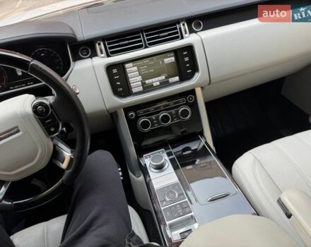 Белый Ленд Ровер Рендж Ровер, объемом двигателя 3 л и пробегом 201 тыс. км за 24400 $, фото 39 на Automoto.ua