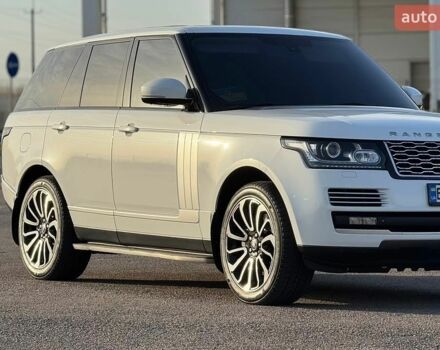 Білий Ленд Ровер Рендж Ровер, об'ємом двигуна 5 л та пробігом 160 тис. км за 31999 $, фото 10 на Automoto.ua