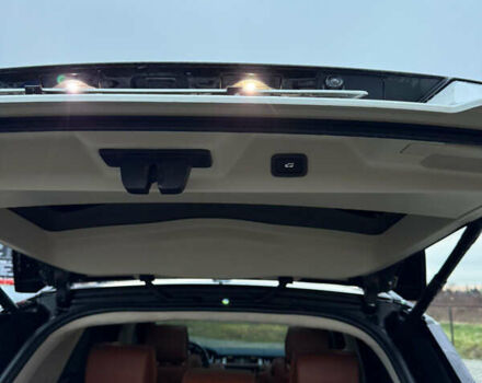 Белый Ленд Ровер Рендж Ровер, объемом двигателя 3 л и пробегом 150 тыс. км за 39999 $, фото 18 на Automoto.ua