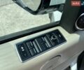 Білий Ленд Ровер Рендж Ровер, об'ємом двигуна 4.4 л та пробігом 196 тис. км за 31890 $, фото 19 на Automoto.ua