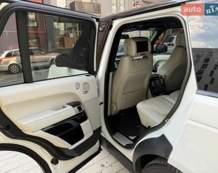 Белый Ленд Ровер Рендж Ровер, объемом двигателя 3 л и пробегом 201 тыс. км за 24400 $, фото 24 на Automoto.ua