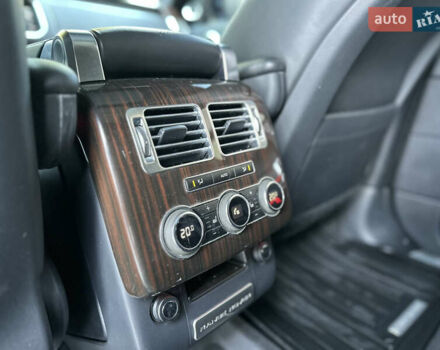 Белый Ленд Ровер Рендж Ровер, объемом двигателя 3 л и пробегом 201 тыс. км за 27900 $, фото 19 на Automoto.ua