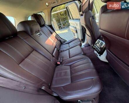 Білий Ленд Ровер Рендж Ровер, об'ємом двигуна 4.4 л та пробігом 278 тис. км за 32999 $, фото 50 на Automoto.ua