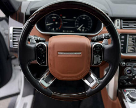 Білий Ленд Ровер Рендж Ровер, об'ємом двигуна 4.37 л та пробігом 64 тис. км за 50000 $, фото 8 на Automoto.ua