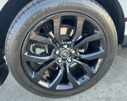 Белый Ленд Ровер Рендж Ровер, объемом двигателя 2.99 л и пробегом 195 тыс. км за 31200 $, фото 13 на Automoto.ua