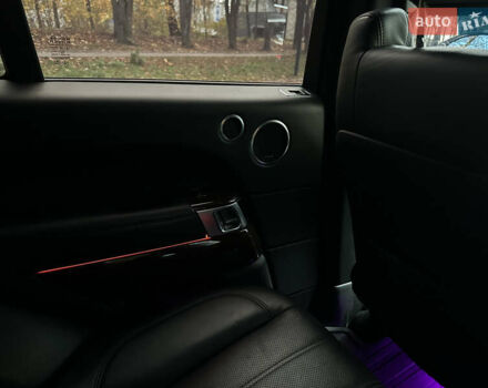 Белый Ленд Ровер Рендж Ровер, объемом двигателя 3 л и пробегом 200 тыс. км за 30500 $, фото 19 на Automoto.ua