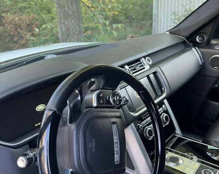 Белый Ленд Ровер Рендж Ровер, объемом двигателя 2.99 л и пробегом 195 тыс. км за 31200 $, фото 41 на Automoto.ua