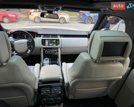Белый Ленд Ровер Рендж Ровер, объемом двигателя 3 л и пробегом 201 тыс. км за 24400 $, фото 37 на Automoto.ua