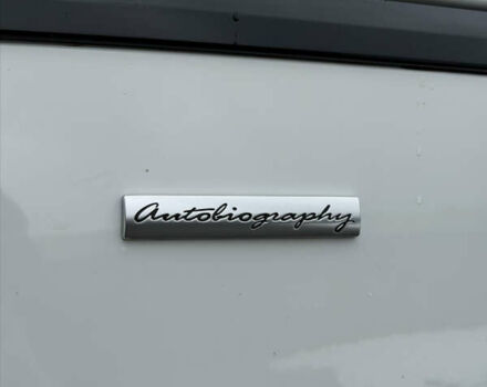 Білий Ленд Ровер Рендж Ровер, об'ємом двигуна 4.37 л та пробігом 64 тис. км за 50000 $, фото 17 на Automoto.ua